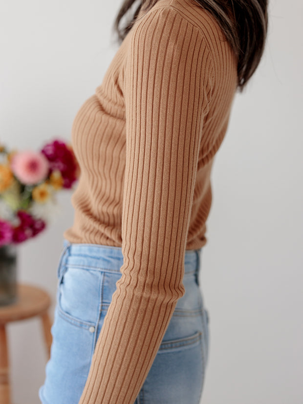 Long Sleeve Ribbed Skivvy